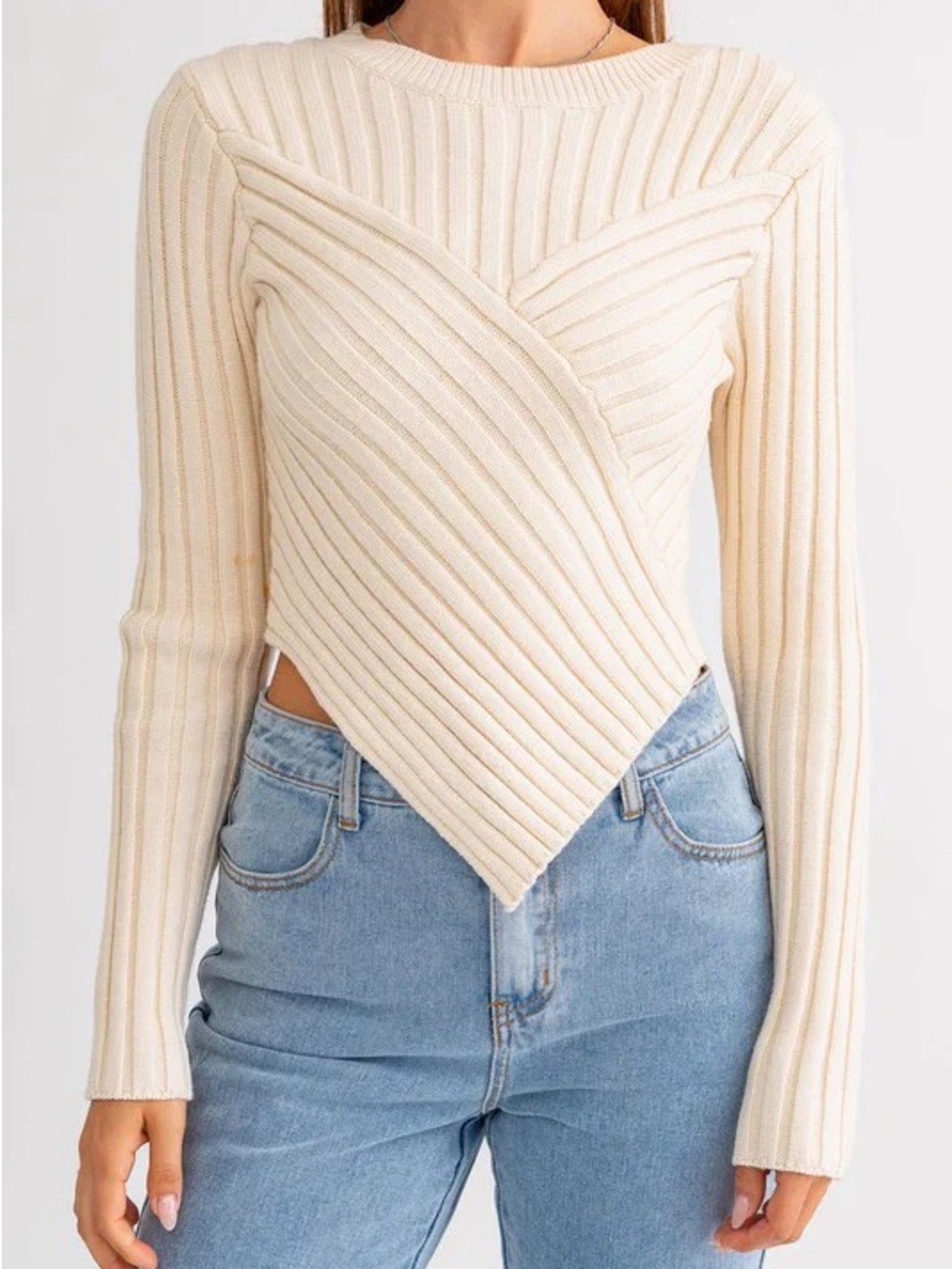 Le Lis Alyssa Asymmetrical Sweater : Medium